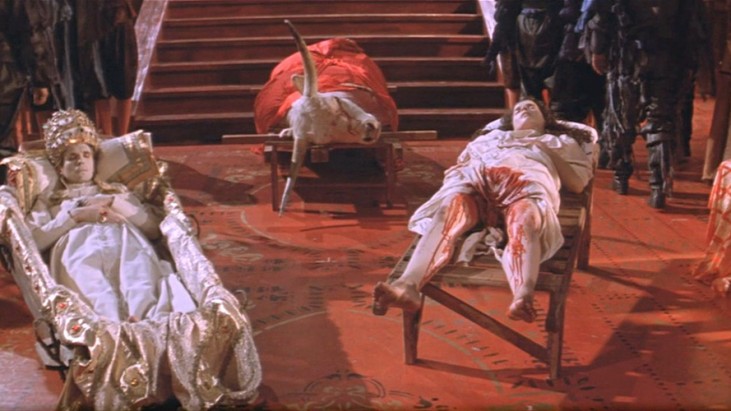 The Baby of Mâcon (1993): Din Yozlaşmasının Grotesk Hali