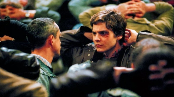 Good Bye Lenin! (2003): Elveda Berlin Duvarı, Merhaba Ostaljik Akım