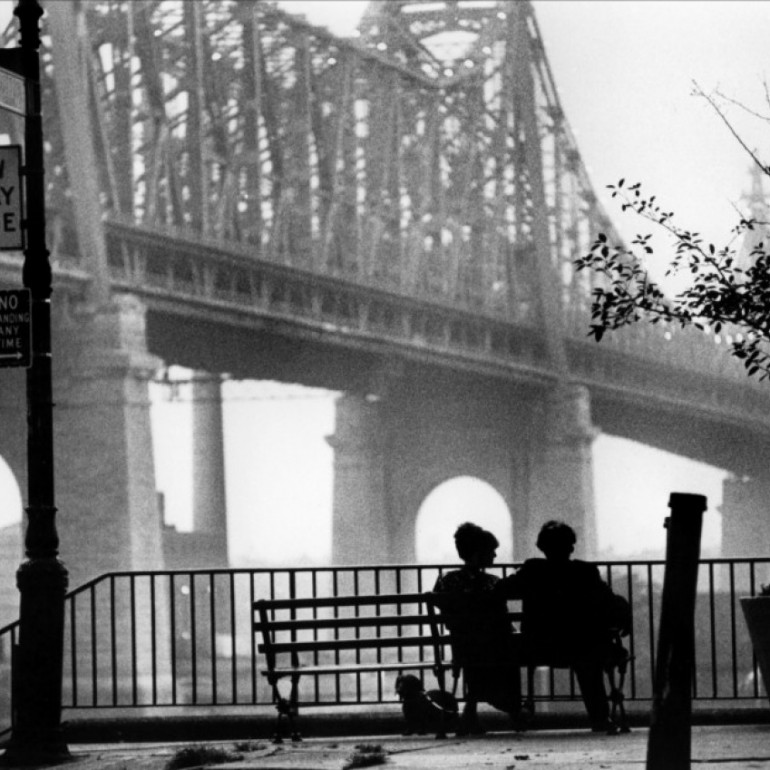 Manhattan (1979): Şehrin Dizayn Ettiği İlişkiler